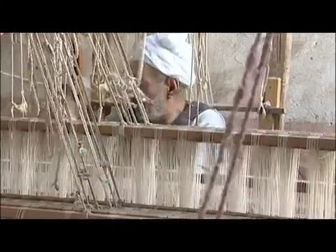 فيلم تسجيلي عن تاريخ النول اليدوي في أخميم ودور مؤسسة الفراعنة في الحفاظ على التراث